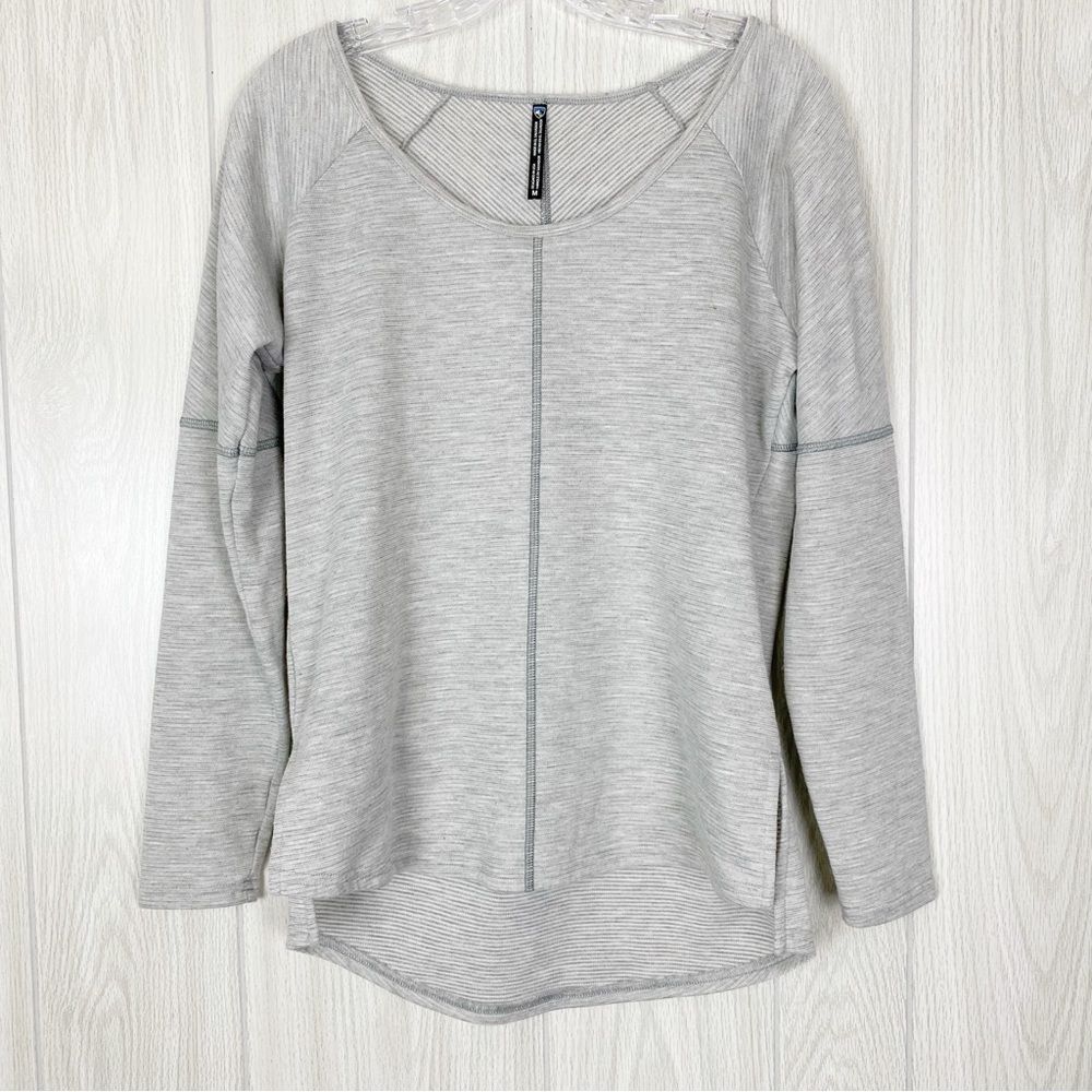 Kuhl | Light Gray Scoop Neck Wool Blend Arden Shirt Size Medium